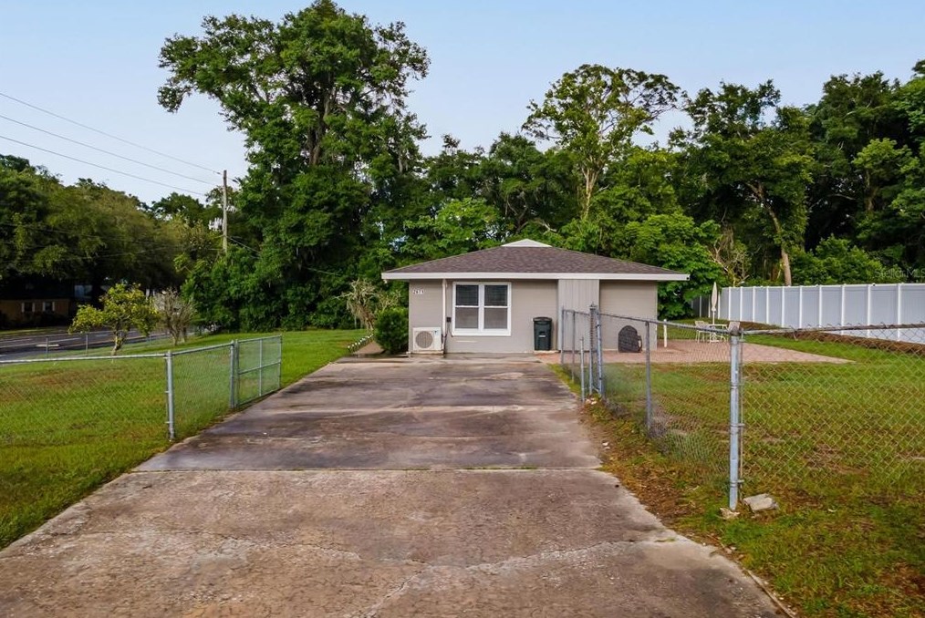 2671 Sand Lk Rd, Longwood FL  32779-5806 exterior