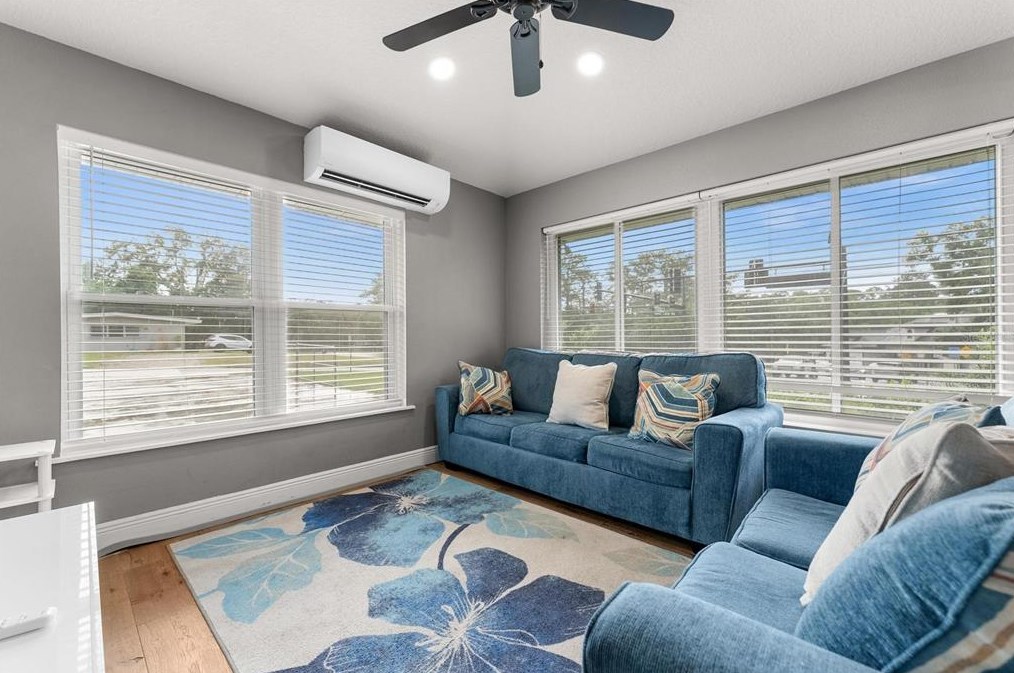 2671 Sand Lk Rd, Longwood FL  32779-5806 exterior