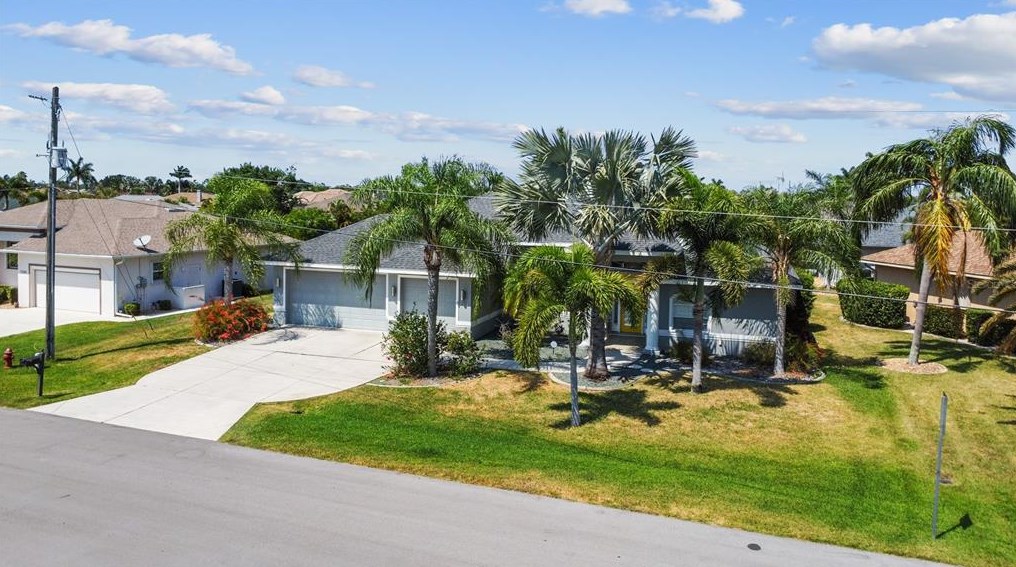 7392 Satsuma Dr, Punta Gorda FL 33955-1131 exterior