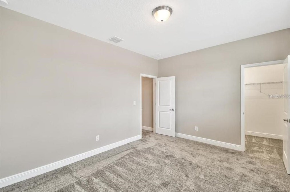 320 Birkdale Dr, Daytona Beach FL  32124-2054 exterior