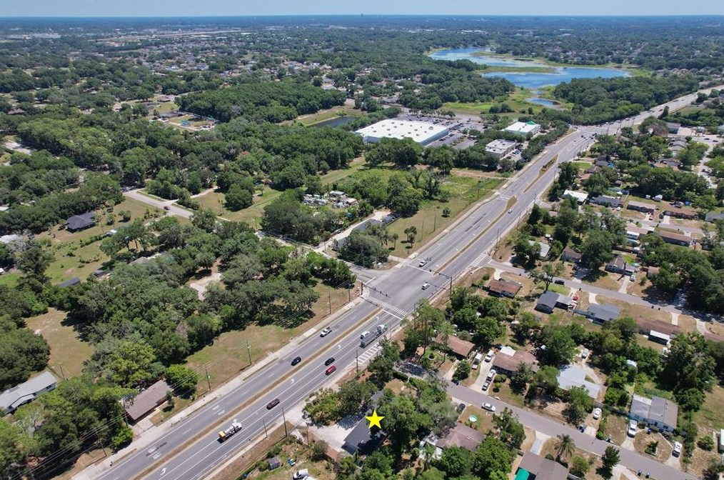 5638 Lunsford Dr, Orlando FL  32818-1224 exterior