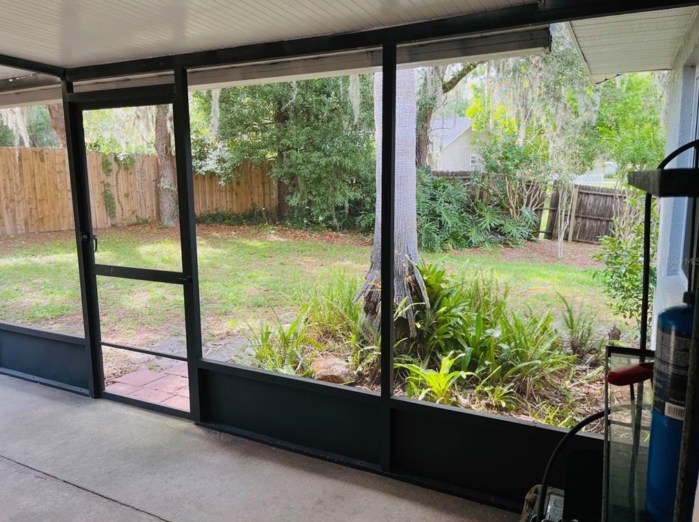 1301 Park Dr, Casselberry FL  32707-3507 exterior