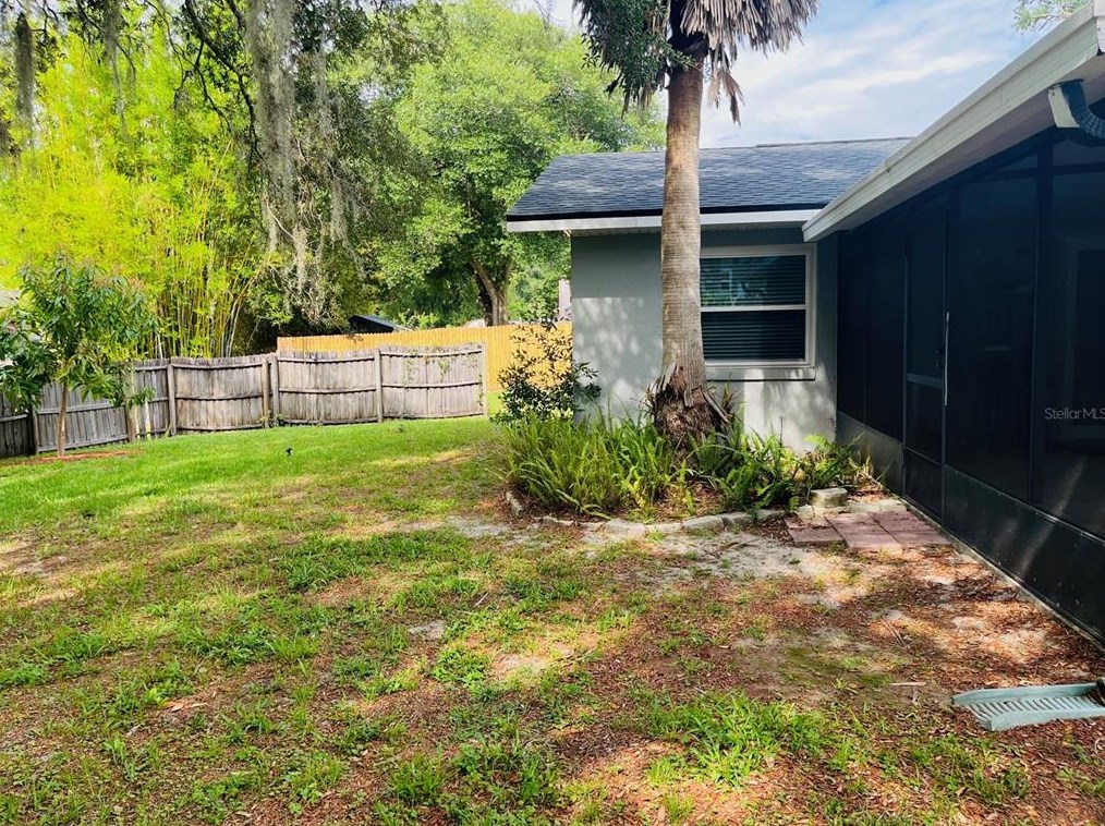 1301 Park Dr, Casselberry FL  32707-3507 exterior