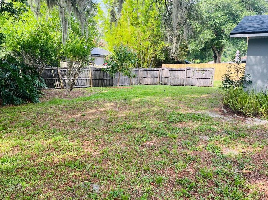 1301 Park Dr, Casselberry FL  32707-3507 exterior