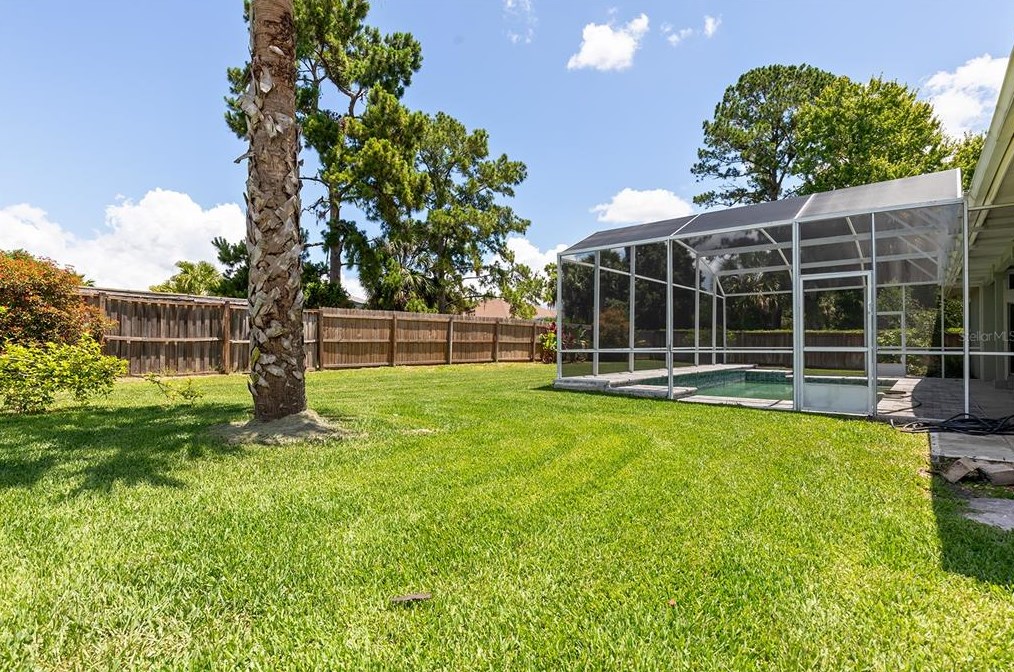 290 Leslie Ln, Lake Mary FL 32746-3845 exterior