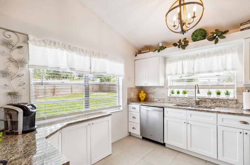 201 Cervidae Dr, Apopka FL  32703-3112 exterior