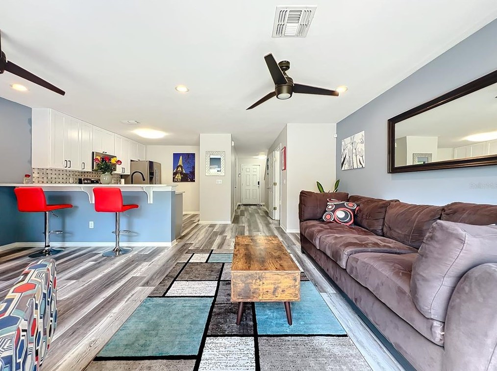 13019 Lexington Summit St, Orlando FL  32828-4309 exterior