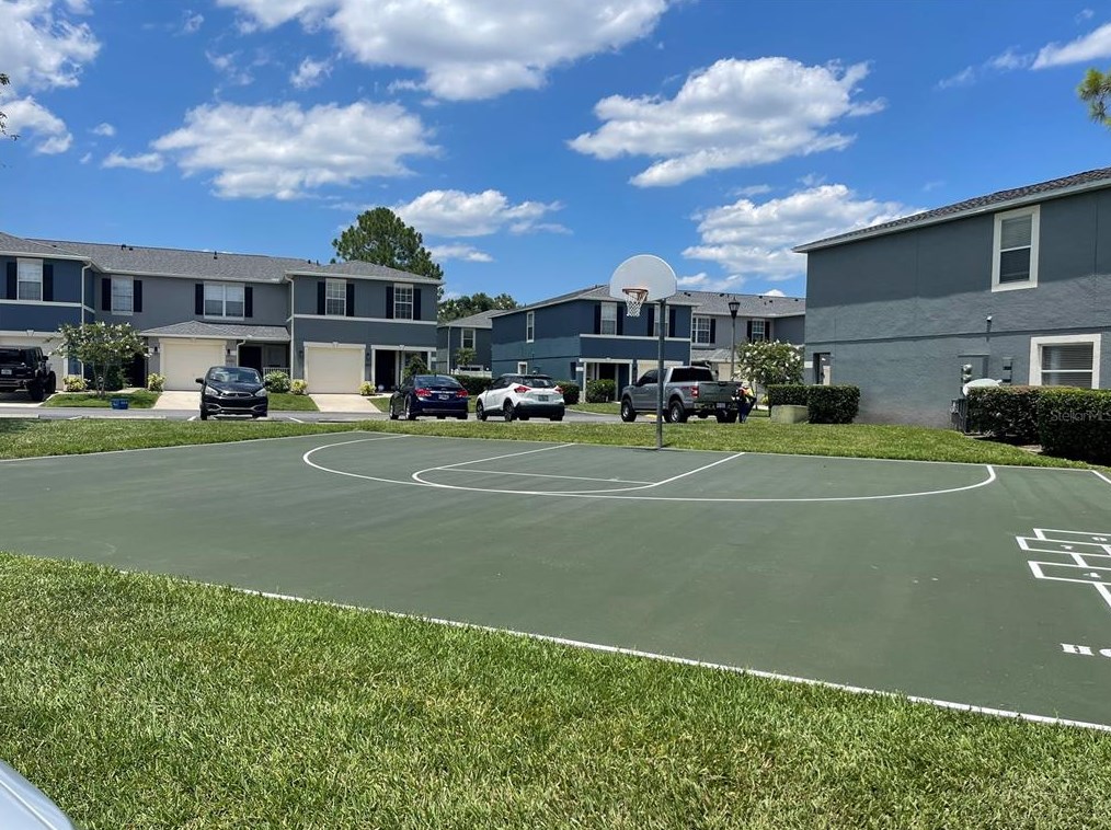 13019 Lexington Summit St, Orlando FL  32828-4309 exterior