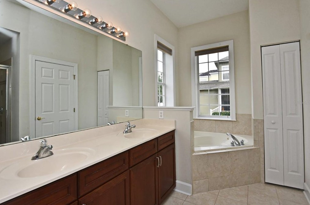 1407 Craftsman Ave, Kissimmee FL 34747-0040 exterior