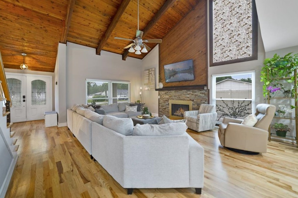 2391 Westwood Dr, Longwood FL  32779-4731 exterior