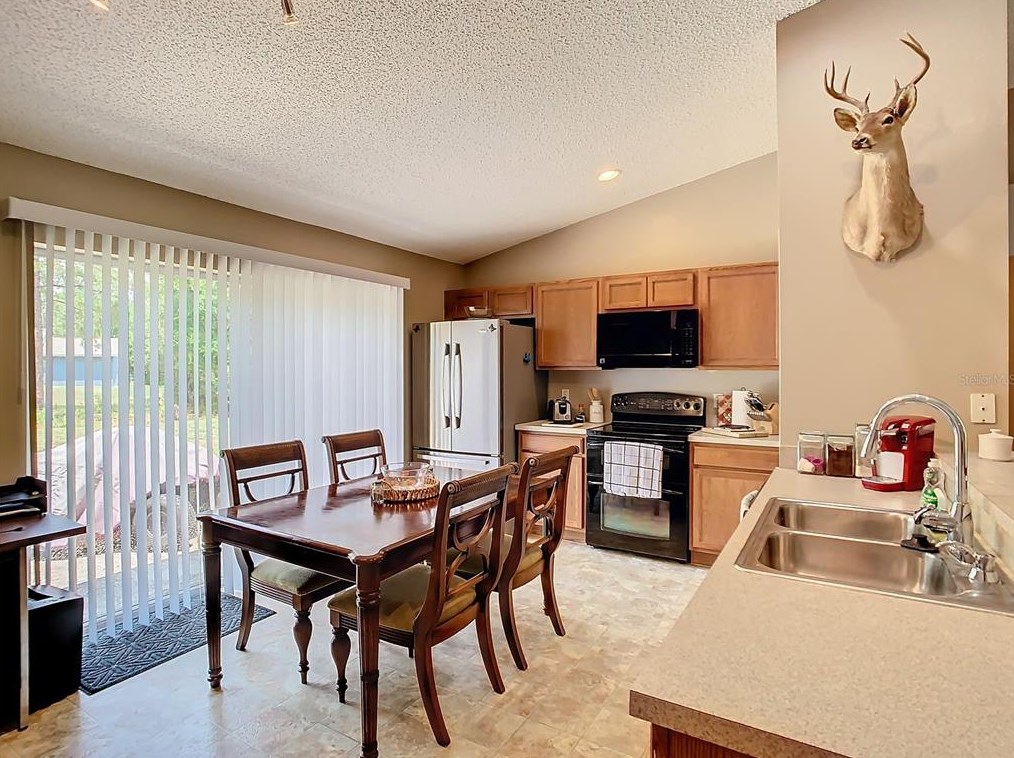 1904 Van Allen Cir, Deltona FL  32738-4372 exterior