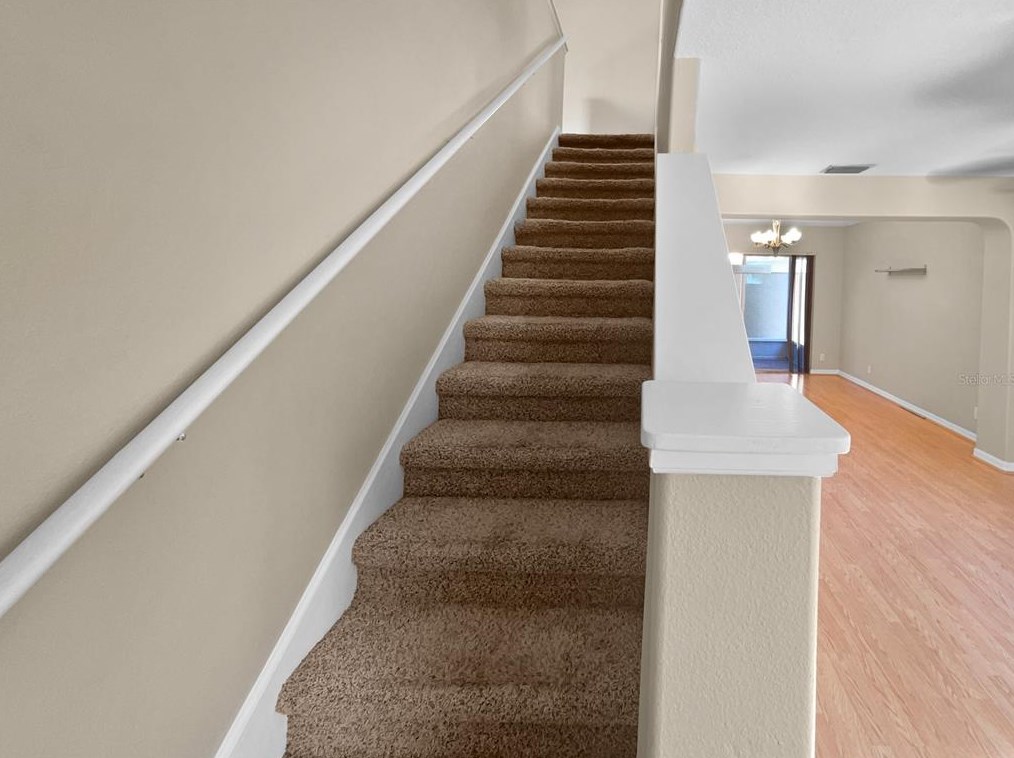 13230 Thoroughbred Loop, Largo FL  33773-1670 exterior