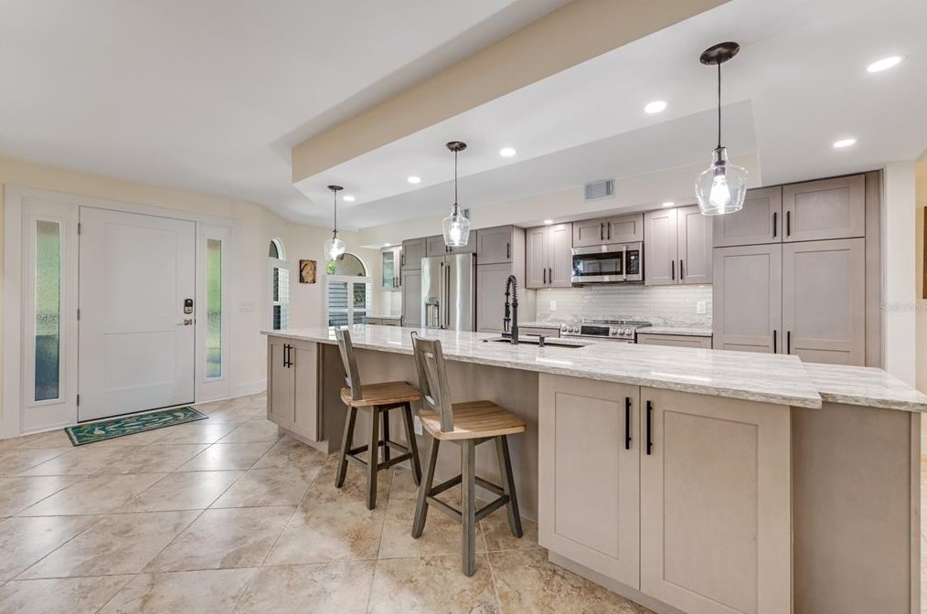 137 Marina Bay Dr, New Smyrna FL 32169-5318 exterior