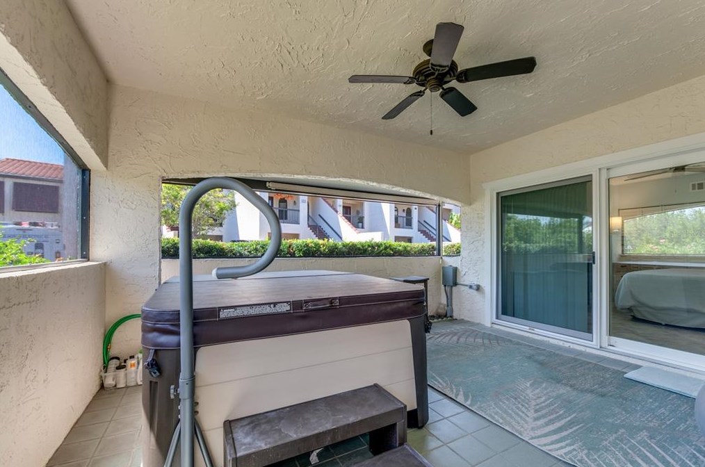 137 Marina Bay Dr, New Smyrna FL 32169-5318 exterior