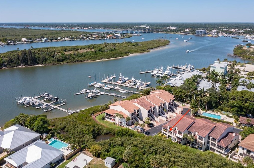 137 Marina Bay Dr, New Smyrna FL 32169-5318 exterior