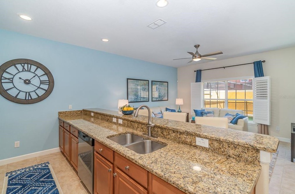 8955 California Palm Rd, Kissimmee FL 34747-1575 exterior