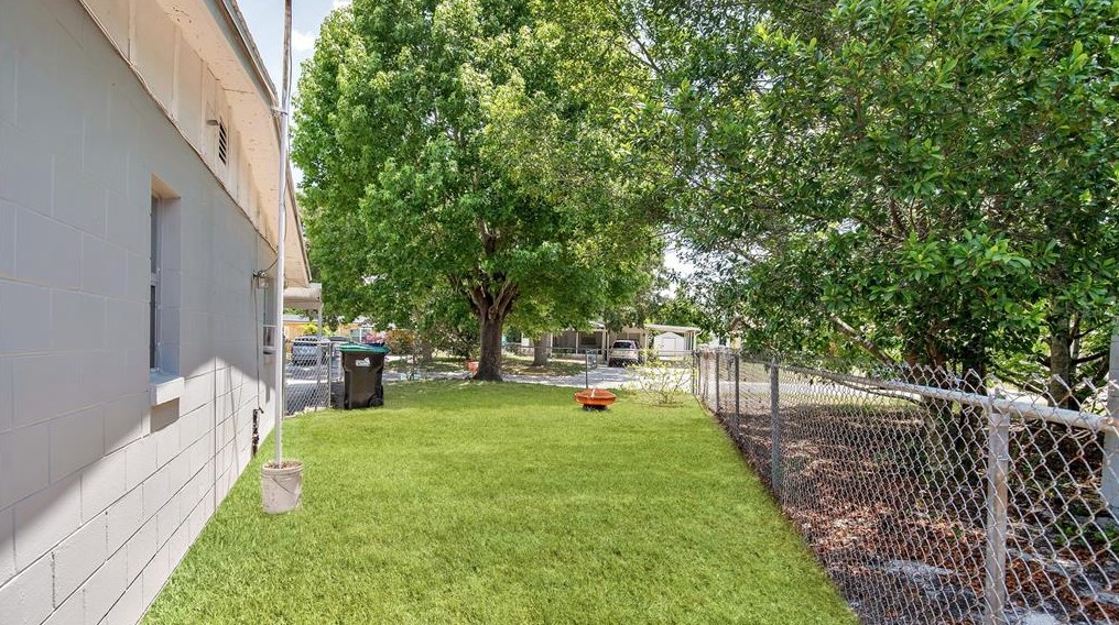 2338 Vincent Rd, Orlando FL  32817-4326 exterior