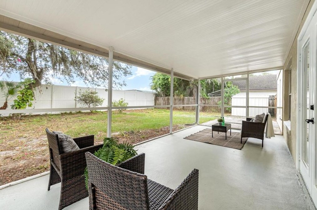 1348 Foxforrest Cir, Apopka FL  32712-2336 exterior
