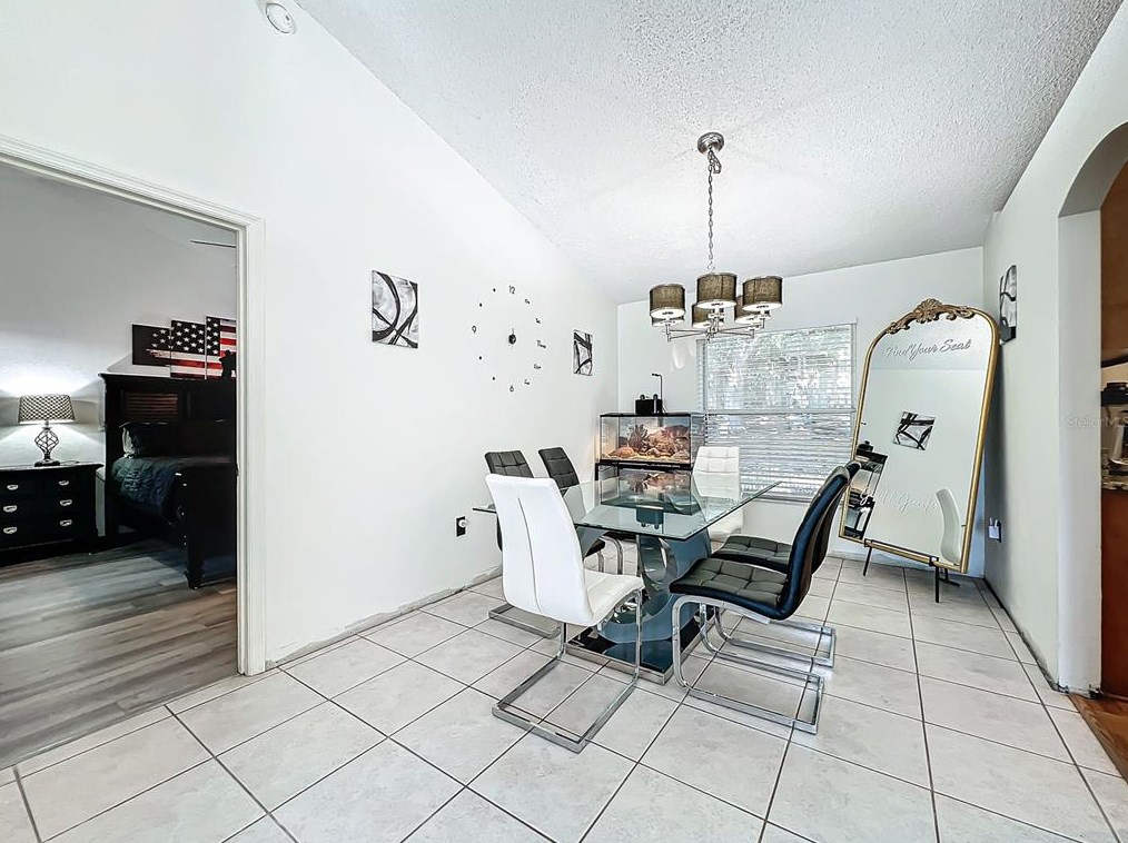 4818 Pierce Arrow Dr, Apopka FL 32712-6039 exterior