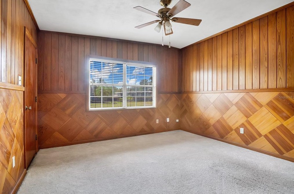 1401 Canberra Ave, Orlando FL  32806-1779 exterior