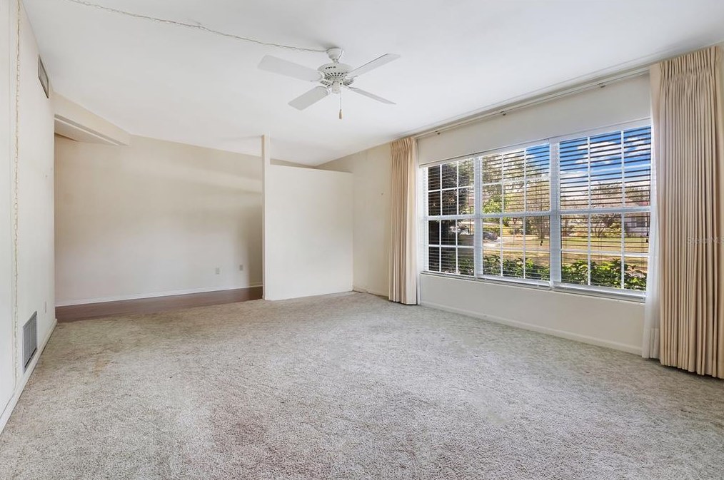 1401 Canberra Ave, Orlando FL  32806-1779 exterior