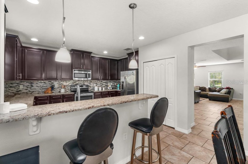 2000 Nations Way, Saint Cloud FL  34769-1821 exterior
