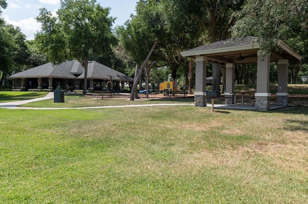 656 Stonefield Loop, Lake Mary FL  32746-5337 exterior