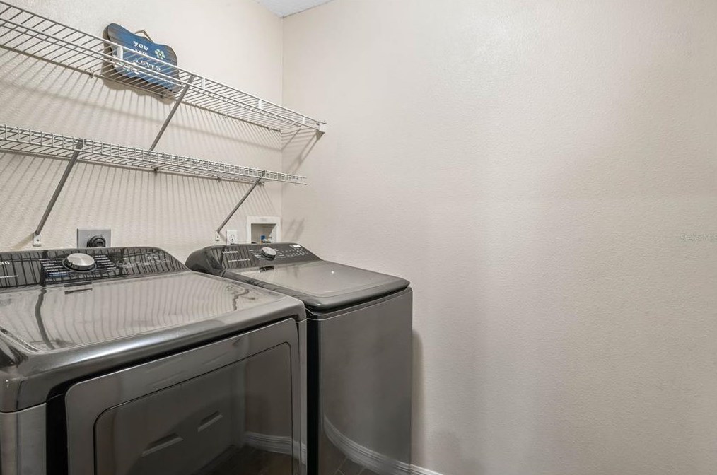 361 Sweetwater Spg St, De Bary FL  32713-4819 exterior