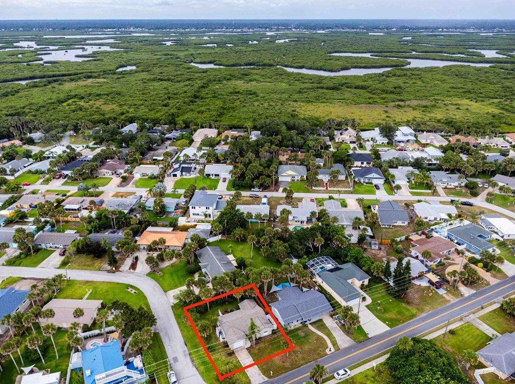 4658 Saxon Dr, New Smyrna FL  32169-4319 exterior