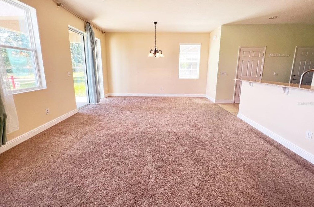 9081 Shepton St, Orlando FL  32825-3735 exterior