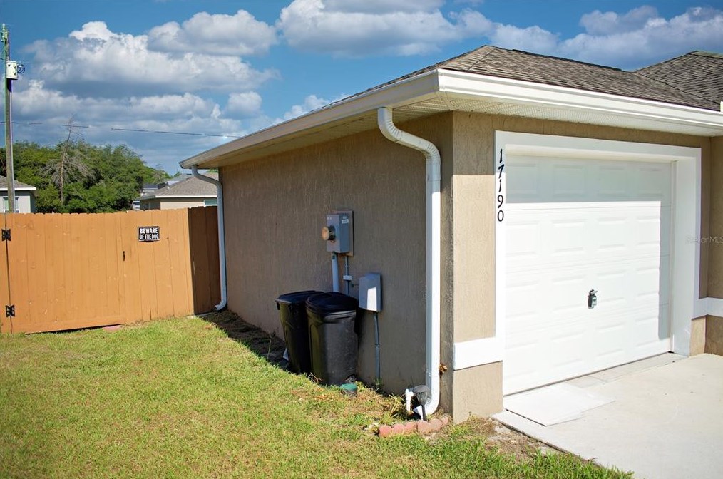 17190 41 Ct, Ocala FL  34480-7717 exterior