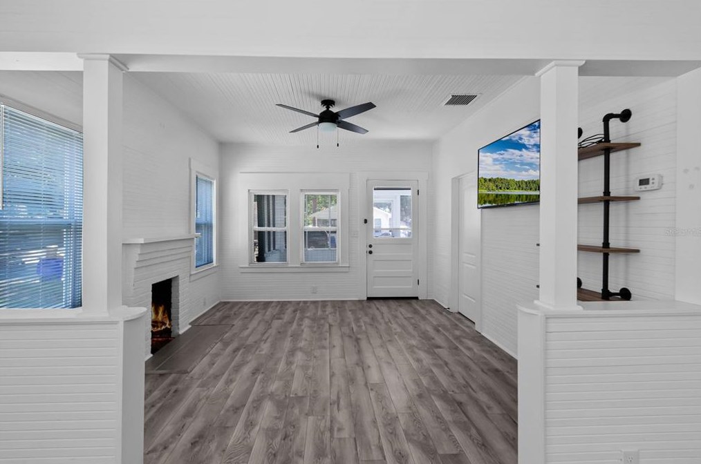 205 3 St, Winter Garden FL  34787-3609 exterior