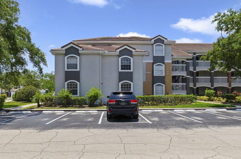 13803 Fairway Island Dr, Orlando FL  32837-5248 exterior