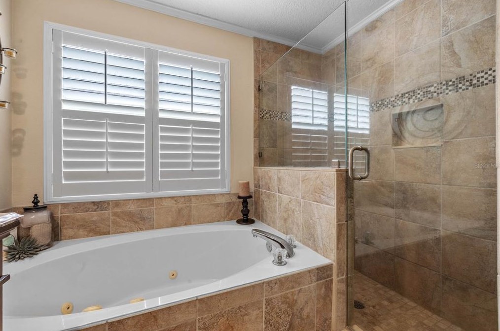 12618 Enclave Dr, Orlando FL 32837-6200 exterior