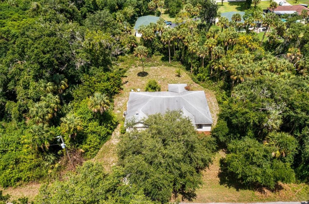 512 Prospect Ave, Lehigh Acres FL 33972-7921 exterior