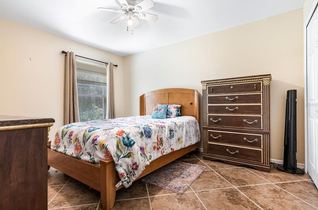 512 Prospect Ave, Lehigh Acres FL 33972-7921 exterior