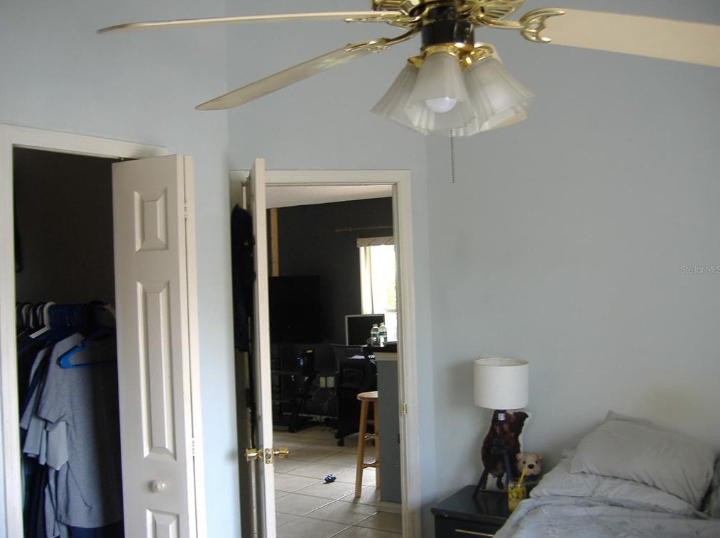 846 Bella Vis Way, Orlando FL  32825-6385 exterior