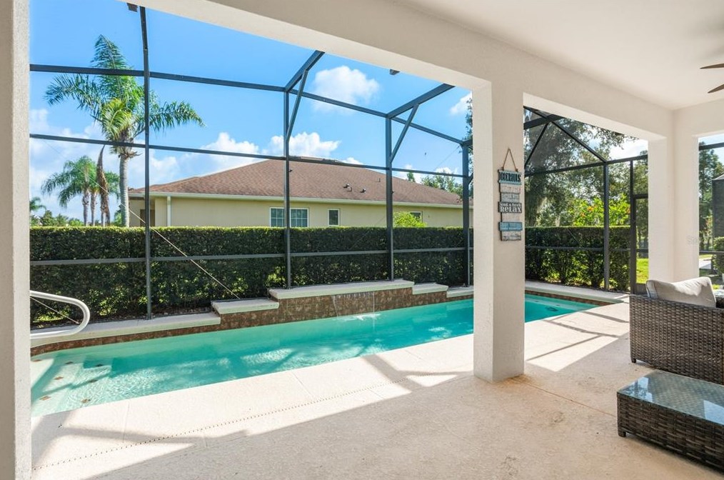1060 Vinsetta Cir, Winter Garden FL  34787-9625 exterior
