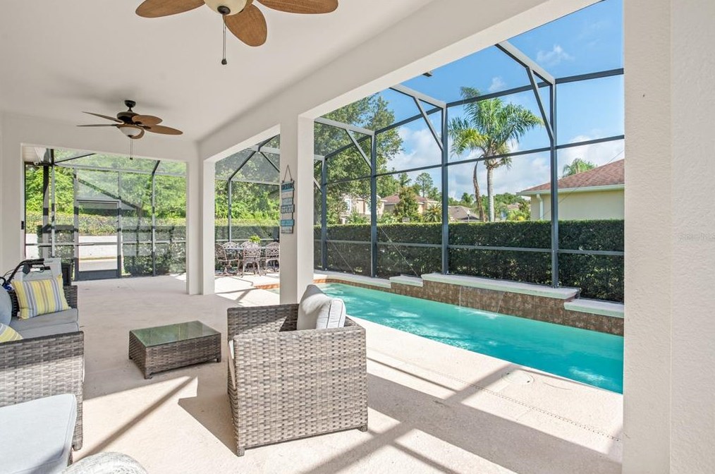 1060 Vinsetta Cir, Winter Garden FL  34787-9625 exterior