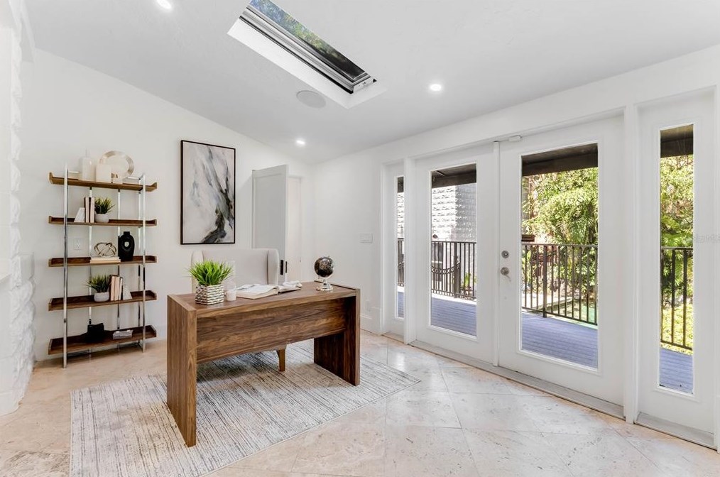 527 Broadway Ave, Orlando FL  32803-5351 exterior