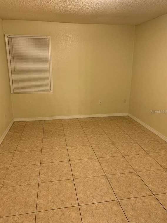 2759 L B Mcleod Rd, Orlando FL  32805-5967 exterior