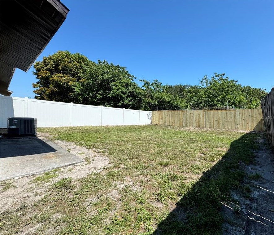 4923 Dover Cir, Orlando FL  32807-1243 exterior