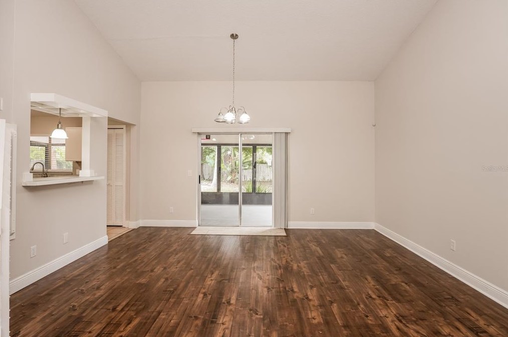 5616 Breckenridge Cir, Orlando FL  32818-1377 exterior