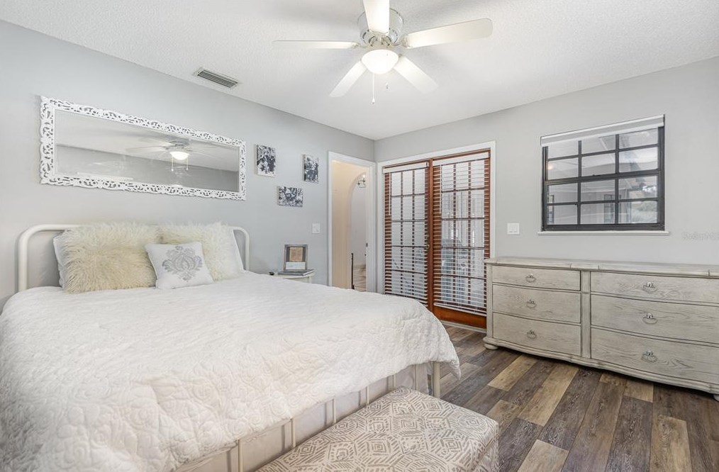 1171 Heidi Ct, Deland FL  32720-2015 exterior