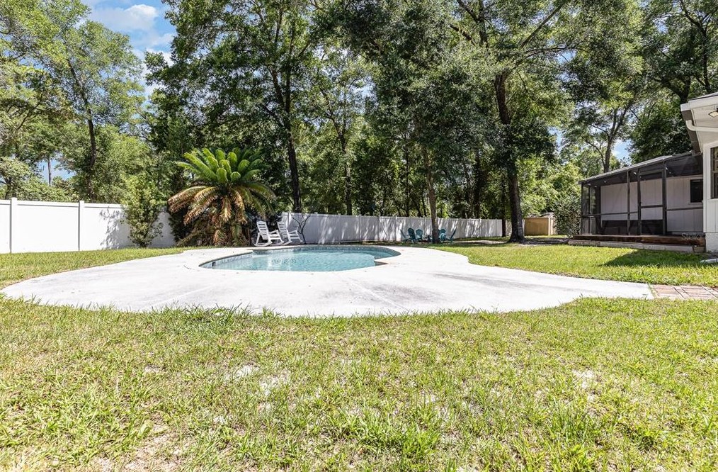 1171 Heidi Ct, Deland FL  32720-2015 exterior