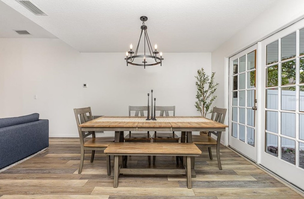 1171 Heidi Ct, Deland FL  32720-2015 exterior