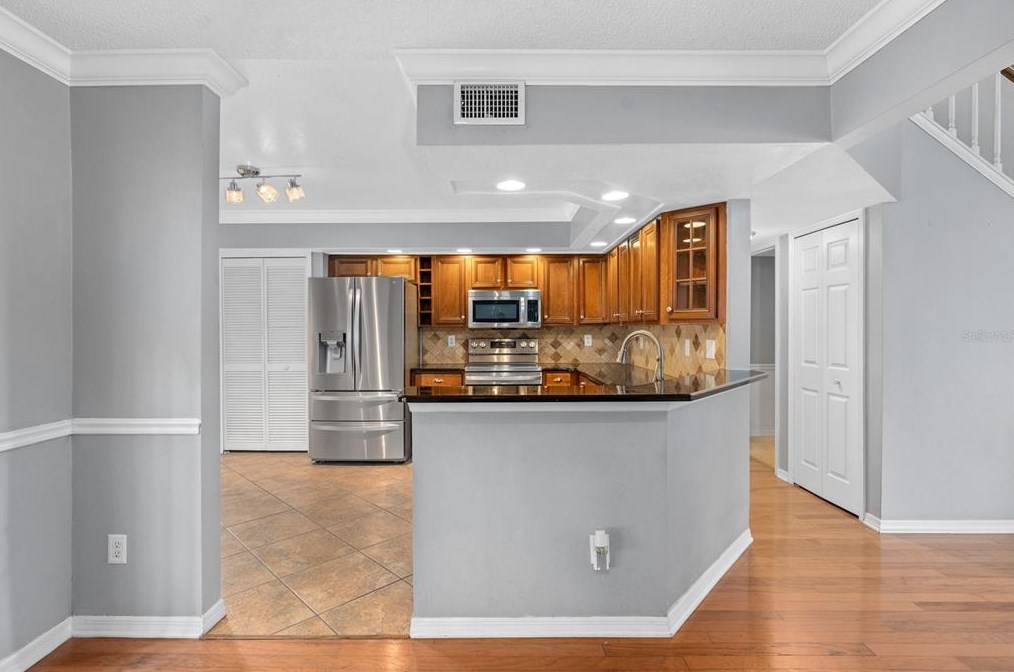 2501 Donaldson Dr, Orlando FL  32812-8406 exterior