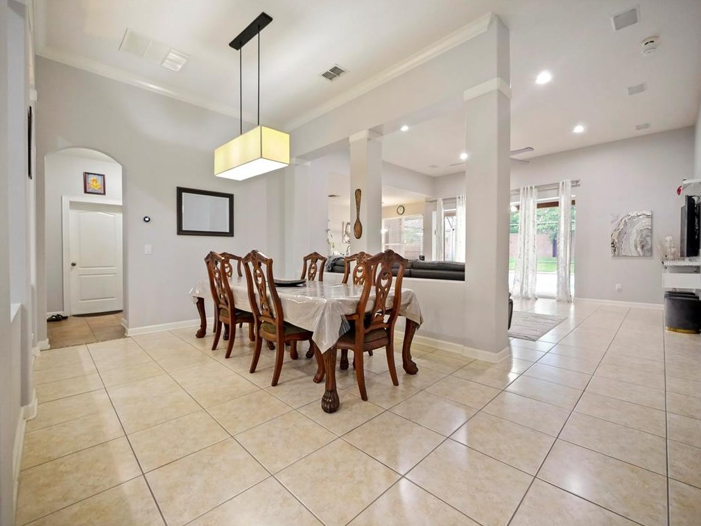 356 Via Tuscany Loop, Lake Mary FL  32746-1545 exterior