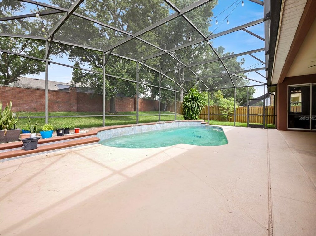 356 Via Tuscany Loop, Lake Mary FL  32746-1545 exterior