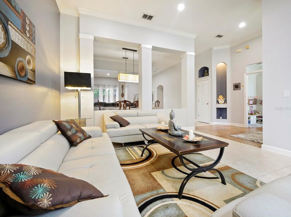356 Via Tuscany Loop, Lake Mary FL  32746-1545 exterior